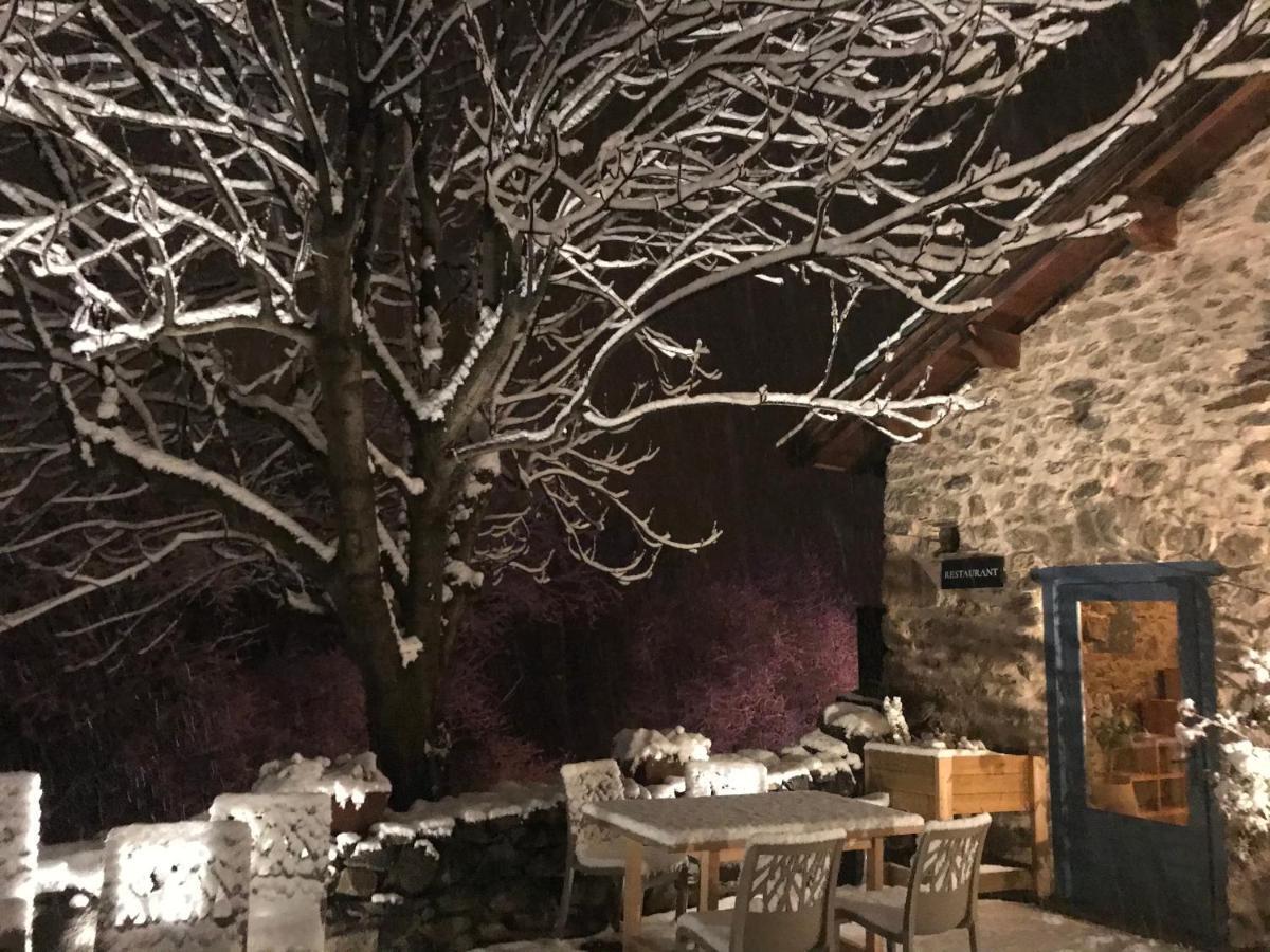 Cal Xandera Hotell Angoustrine Eksteriør bilde