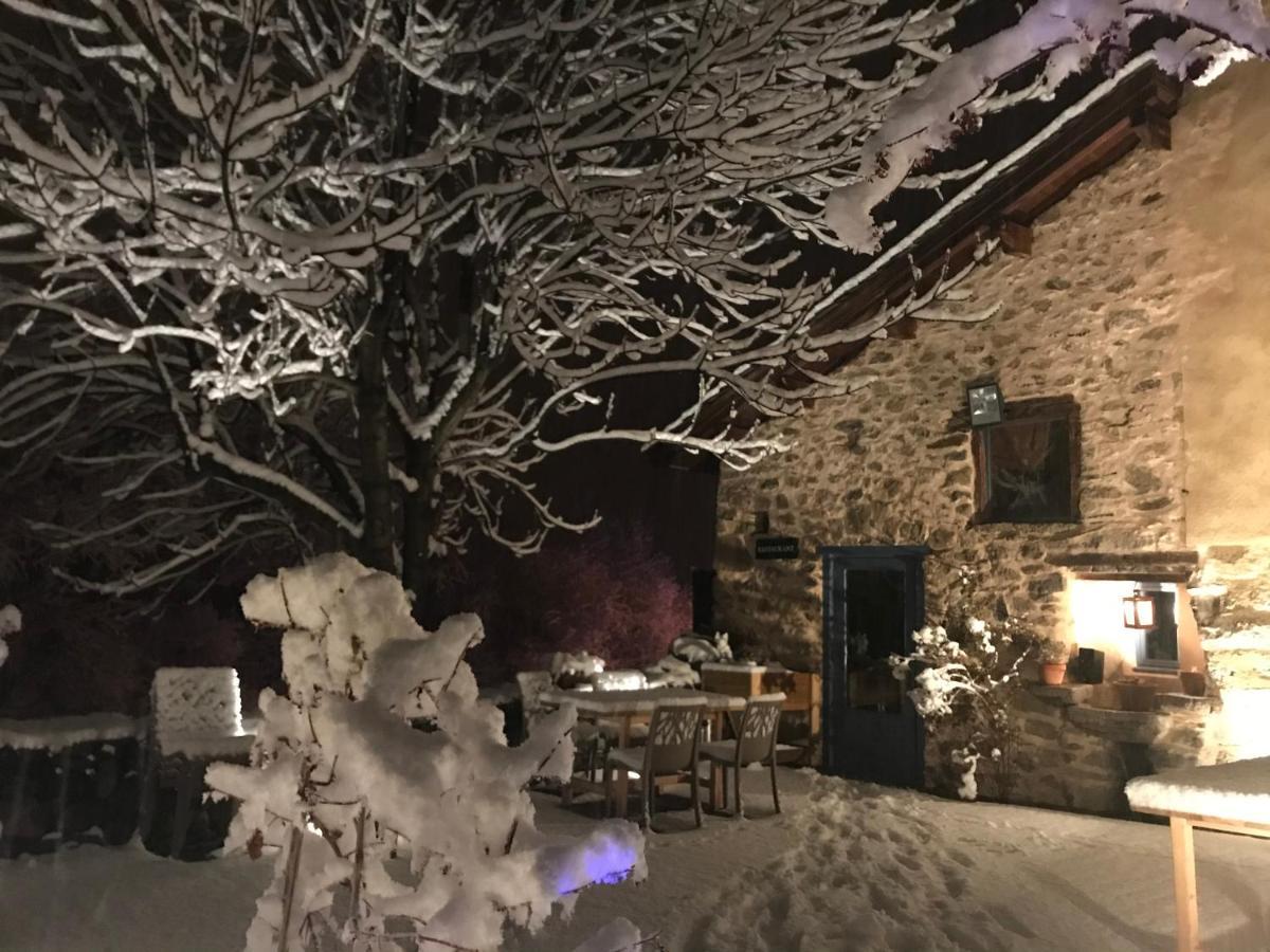 Cal Xandera Hotell Angoustrine Eksteriør bilde